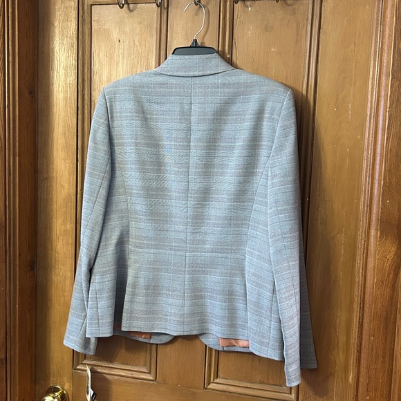 Nine West Light Gray Blazer - Picture 2 of 5